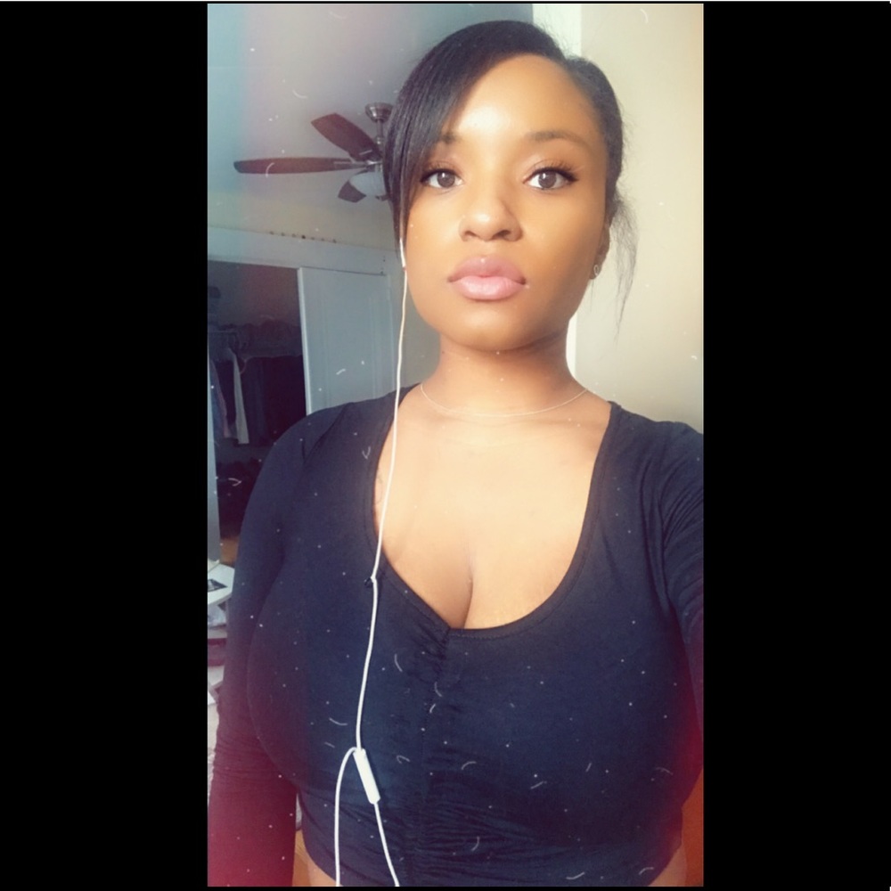 Meet your Posher, Neki